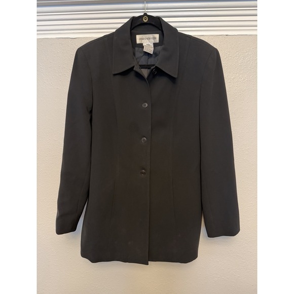 Jones New York Jackets & Blazers - Jones New York Black Blazer 4 Button Closure Size12 Lined Pockets Poly Fabric
